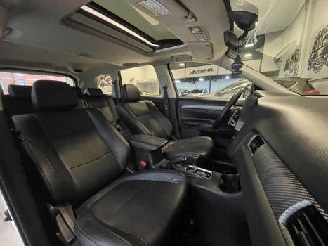 MITSUBISHI Outlander 2.0 16V 4P AUTOMTICO, Foto 11