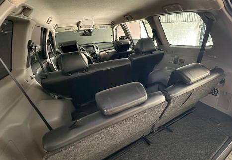 MITSUBISHI Pajero 3.2 16V 4P 4X4 7 LUGARES HPE TURBO DIESEL INTERCOOLER AUTOMTICO, Foto 7