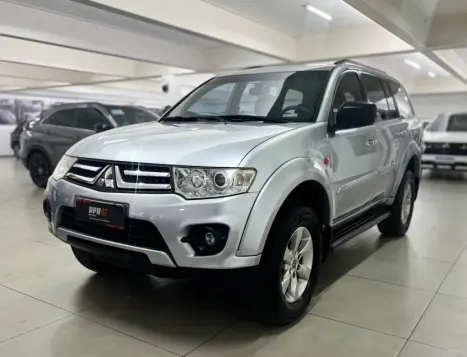 MITSUBISHI Pajero 3.2 16V 4P 4X4 TURBO DIESEL INTERCOOLER AUTOMTICO, Foto 1