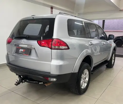 MITSUBISHI Pajero 3.2 16V 4P 4X4 TURBO DIESEL INTERCOOLER AUTOMTICO, Foto 4