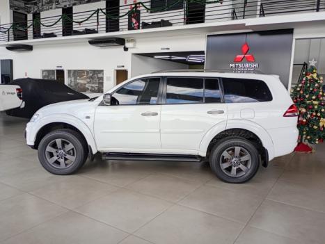 MITSUBISHI Pajero Dakar 3.2 16V 4P HPE 4X4  7 LUGARES TURBO INTECOOLER DIESEL AUTOMTICO, Foto 2