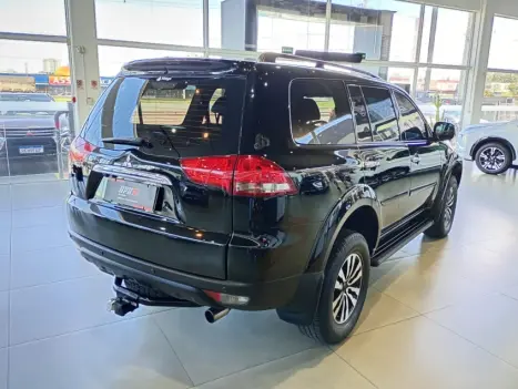 MITSUBISHI Pajero Dakar 3.2 16V 4P HPE 4X4  7 LUGARES TURBO INTECOOLER DIESEL AUTOMTICO, Foto 7