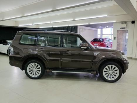 MITSUBISHI Pajero Full 3.2 16V 4P HPE 4X4 TURBO DIESEL INTERCOOLER AUTOMTICO, Foto 6