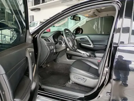 MITSUBISHI Pajero Sport 2.4 16V 4P HPE-S AWD TURBO DIESEL AUTOMTICO, Foto 12