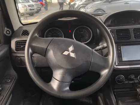 MITSUBISHI Pajero TR4 2.0 16V 4P, Foto 12
