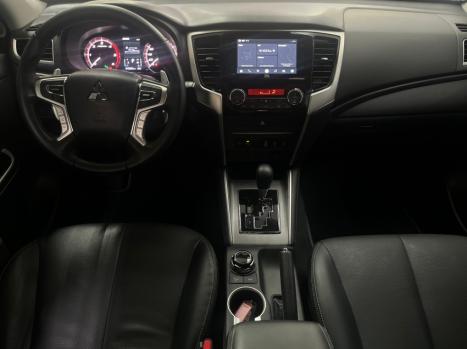 MITSUBISHI Triton 2.4 HPE-S BITURBO DIESEL CABINE DUPLA 4X4 AUTOMTICO, Foto 11