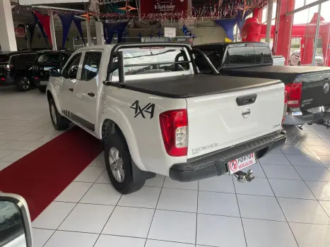 NISSAN Frontier 2.3 16V S 4X4 CABINE DUPLA BI-TURBO DIESEL, Foto 5