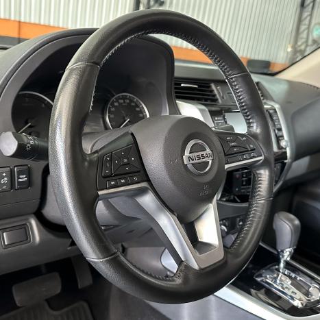 NISSAN Frontier 2.3 16V PLATINUM CABINE DUPLA 4X4 BI-TURBO DIESEL AUTOMTICO, Foto 16