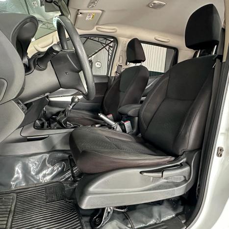 NISSAN Frontier 2.3 16V LE 4X4 CABINE DUPLA BI-TURBO DIESEL AUTOMTICO, Foto 15