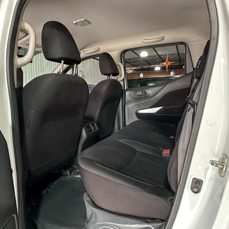 NISSAN Frontier 2.3 16V LE 4X4 CABINE DUPLA BI-TURBO DIESEL AUTOMTICO, Foto 21