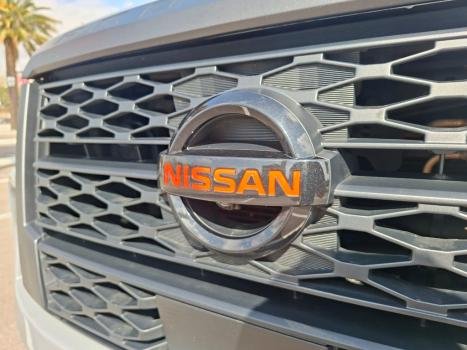 NISSAN Frontier 2.3 16V PRO4X CABINE DUPLA 4X4 BI-TURBO DIESEL AUTOMTICO, Foto 11