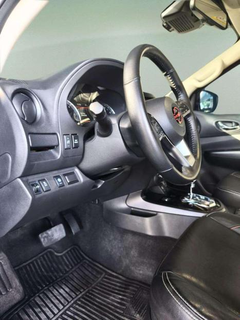 NISSAN Frontier 2.3 16V PRO4X CABINE DUPLA 4X4 BI-TURBO DIESEL AUTOMTICO, Foto 22