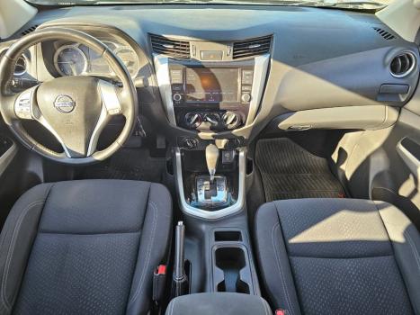 NISSAN Frontier 2.3 ATTACK CABINE DUPLA 4X4 BI-TURBO DIESEL AUTOMTICO, Foto 3