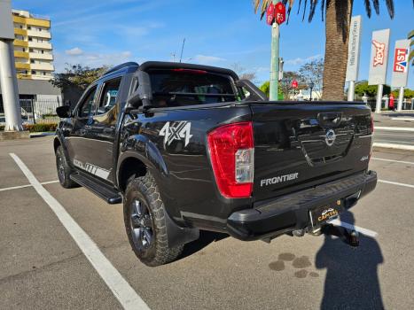 NISSAN Frontier 2.3 ATTACK CABINE DUPLA 4X4 BI-TURBO DIESEL AUTOMTICO, Foto 4
