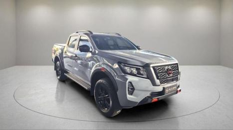 NISSAN Frontier 2.3 16V PRO4X CABINE DUPLA 4X4 BI-TURBO DIESEL AUTOMTICO, Foto 3