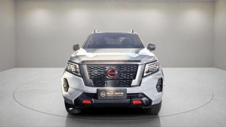 NISSAN Frontier 2.3 16V PRO4X CABINE DUPLA 4X4 BI-TURBO DIESEL AUTOMTICO, Foto 2