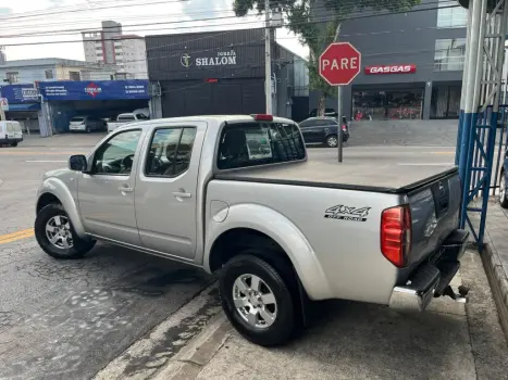 NISSAN Frontier 2.5 SE 4X4 TURBO DIESEL CABINE DUPLA, Foto 3