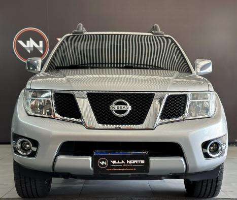 NISSAN Frontier 2.5 SL 4X4 TURBO DIESEL CABINE DUPLA AUTOMTICO, Foto 2