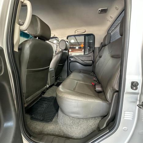 NISSAN Frontier 2.5 SL 4X4 TURBO DIESEL CABINE DUPLA AUTOMTICO, Foto 11