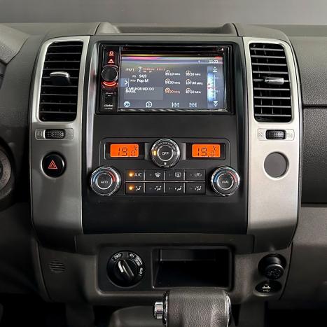 NISSAN Frontier 2.5 SL 4X4 TURBO DIESEL CABINE DUPLA AUTOMTICO, Foto 17