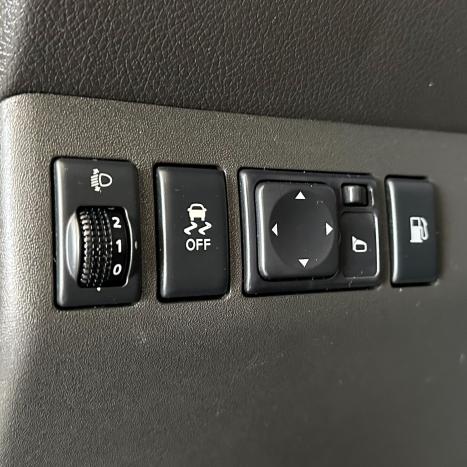 NISSAN Frontier 2.5 SL 4X4 TURBO DIESEL CABINE DUPLA AUTOMTICO, Foto 25