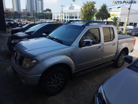 NISSAN Frontier 2.5 SL 4X4 TURBO DIESEL CABINE DUPLA AUTOMTICO, Foto 2