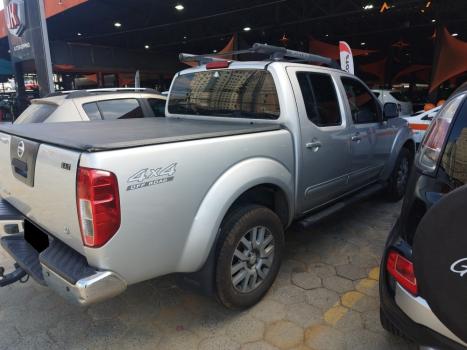 NISSAN Frontier 2.5 SL 4X4 TURBO DIESEL CABINE DUPLA AUTOMTICO, Foto 4