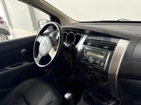 NISSAN Livina 1.6 16V 4P X-GEAR FLEX, Foto 8