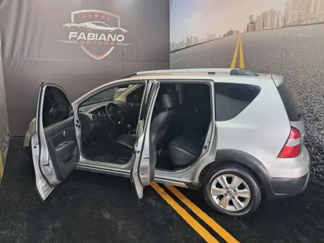 NISSAN Livina 1.6 16V 4P X-GEAR FLEX, Foto 15