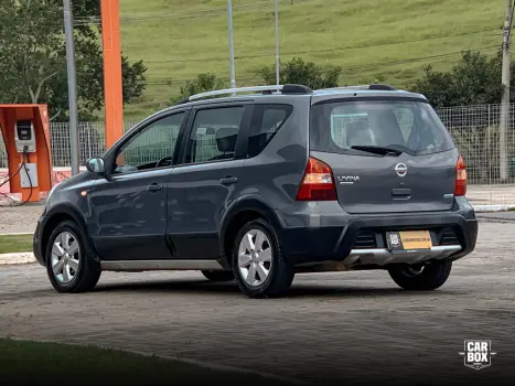 NISSAN Livina 1.8 16V 4P SL X-GEAR FLEX AUTOMTICO, Foto 4