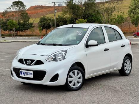NISSAN March 1.0 12V 4P S FLEX, Foto 3