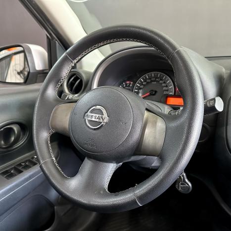 NISSAN March 1.0 16V 4P S FLEX, Foto 9