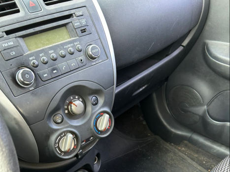 NISSAN March 1.6 16V 4P SV FLEX AUTOMTICO CVT, Foto 5