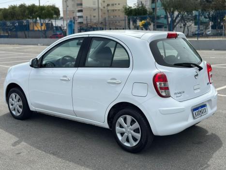 NISSAN March 1.6 16V 4P S FLEX, Foto 6