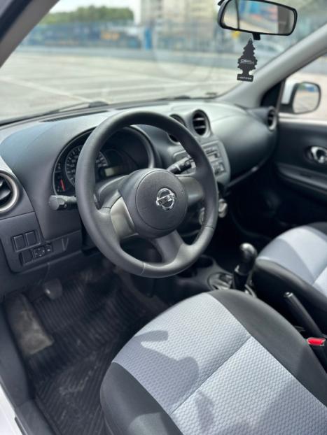 NISSAN March 1.6 16V 4P S FLEX, Foto 10