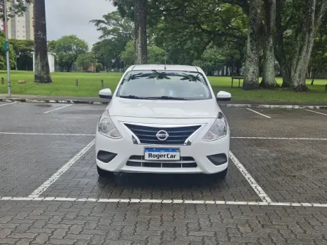 NISSAN Versa Sedan 1.6 16V 4P FLEX SV, Foto 16