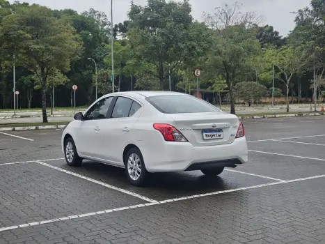 NISSAN Versa Sedan 1.6 16V 4P FLEX SV, Foto 19