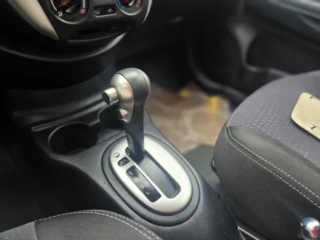 NISSAN Versa Sedan 1.6 16V 4P FLEX SV, Foto 27