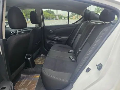 NISSAN Versa Sedan 1.6 16V 4P FLEX SV, Foto 31