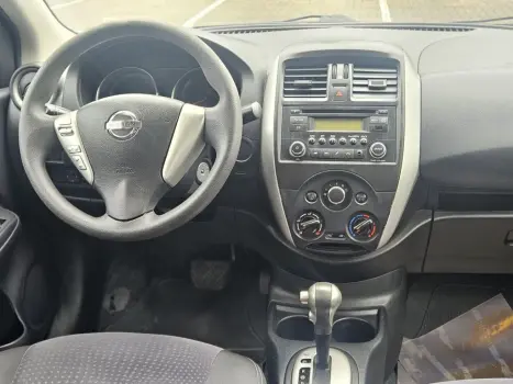 NISSAN Versa Sedan 1.6 16V 4P FLEX SV, Foto 35