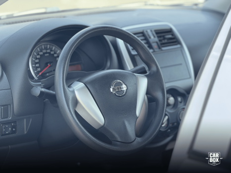 NISSAN Versa Sedan 1.0 4P FLEX, Foto 9