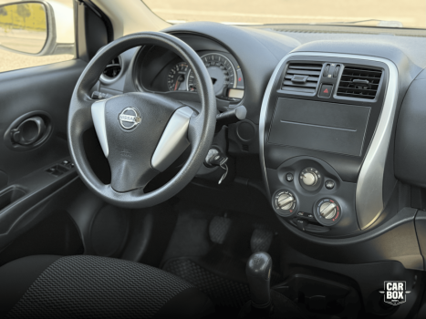 NISSAN Versa Sedan 1.0 4P FLEX, Foto 10