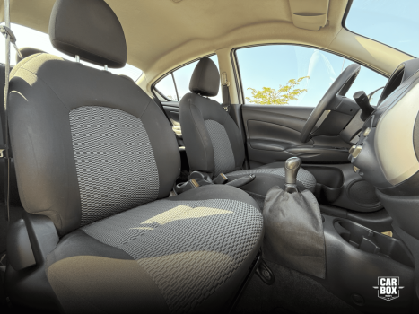 NISSAN Versa Sedan 1.0 4P FLEX, Foto 12
