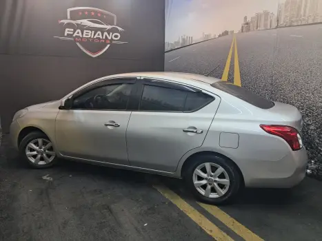 NISSAN Versa Sedan 1.6 16V 4P FLEX SL, Foto 17