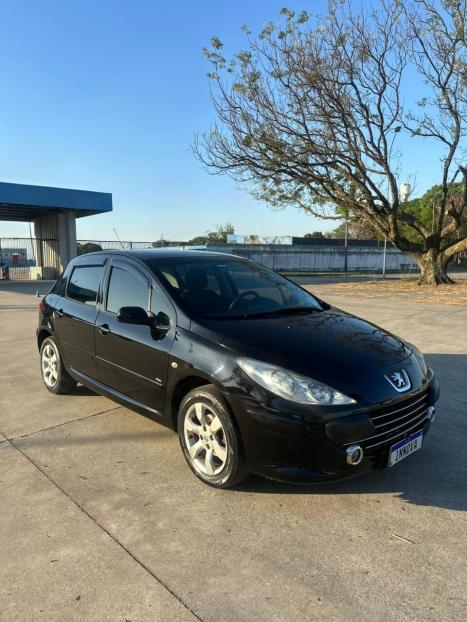 PEUGEOT 307 CC Cabriolet 2.0 16V, Foto 2