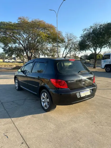 PEUGEOT 307 CC Cabriolet 2.0 16V, Foto 10