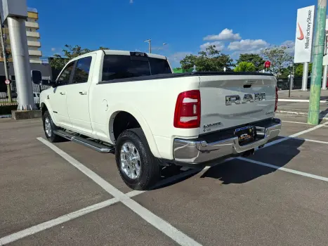 RAM 3500 6.7 I6 LARAMIE CABINE DUPLA TURBO DIESEL AUTOMTICO, Foto 5