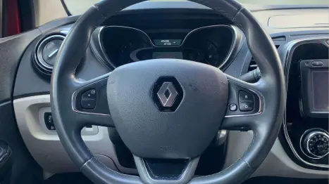 RENAULT Captur 1.6 16V 4P FLEX SCE INTENSE X-TRONIC CVT, Foto 7