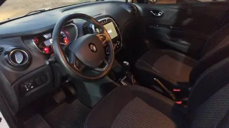 RENAULT Captur 1.6 16V 4P FLEX SCE LIFE X-TRONIC CVT, Foto 3