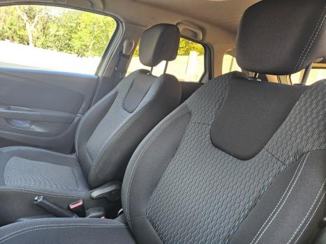 RENAULT Captur 1.6 16V 4P FLEX SCE LIFE X-TRONIC CVT, Foto 4